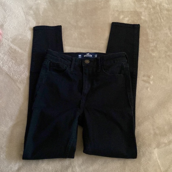 Hollister Jeans - Picture 5 of 5